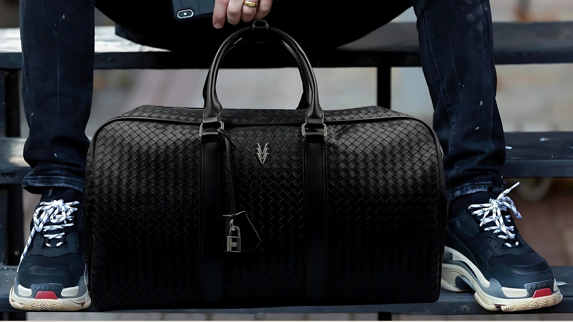 large capacity duffle man model