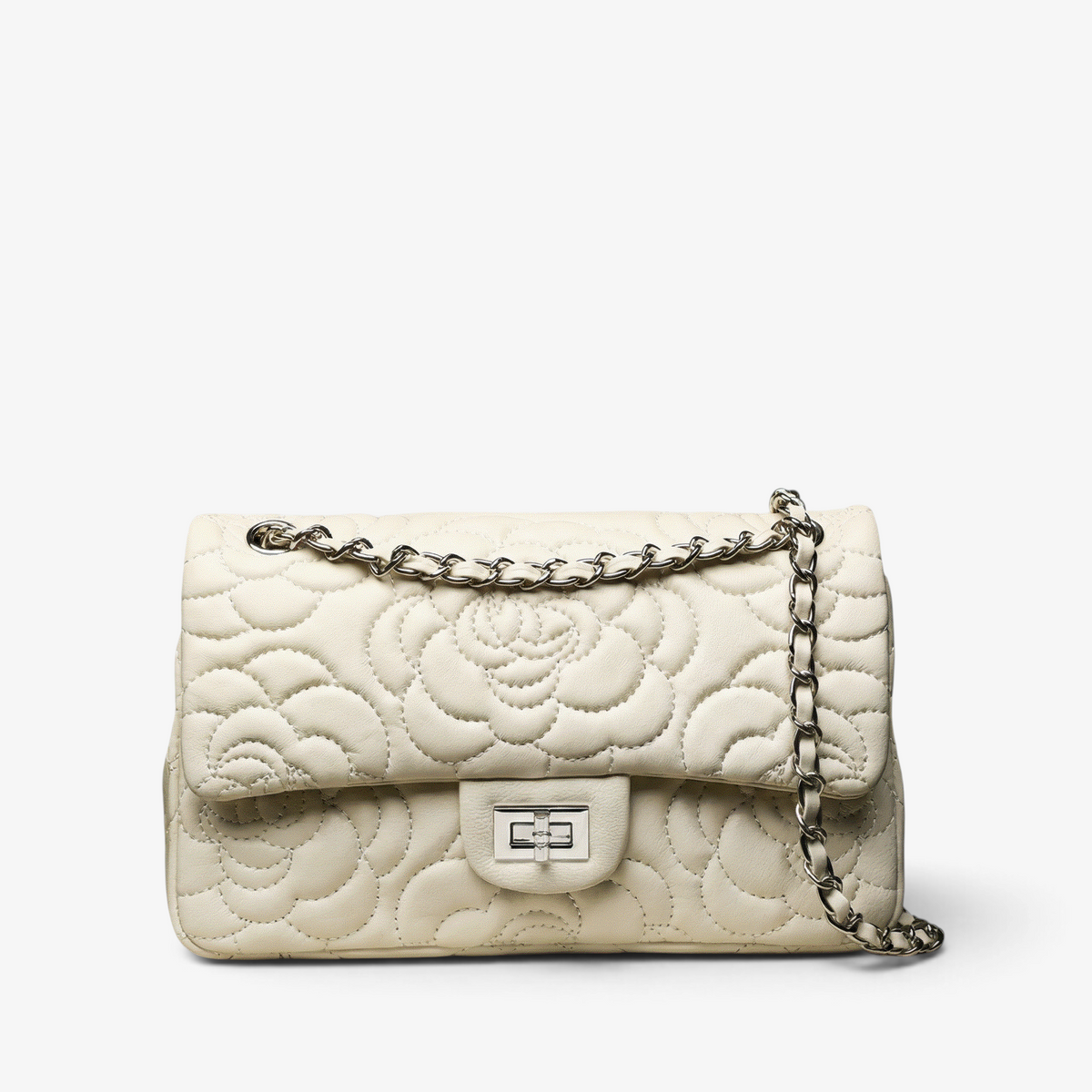VAGOSHOPS Chiara bone quilted leather bag with a silver chain strap and polished silver-tone hardware.