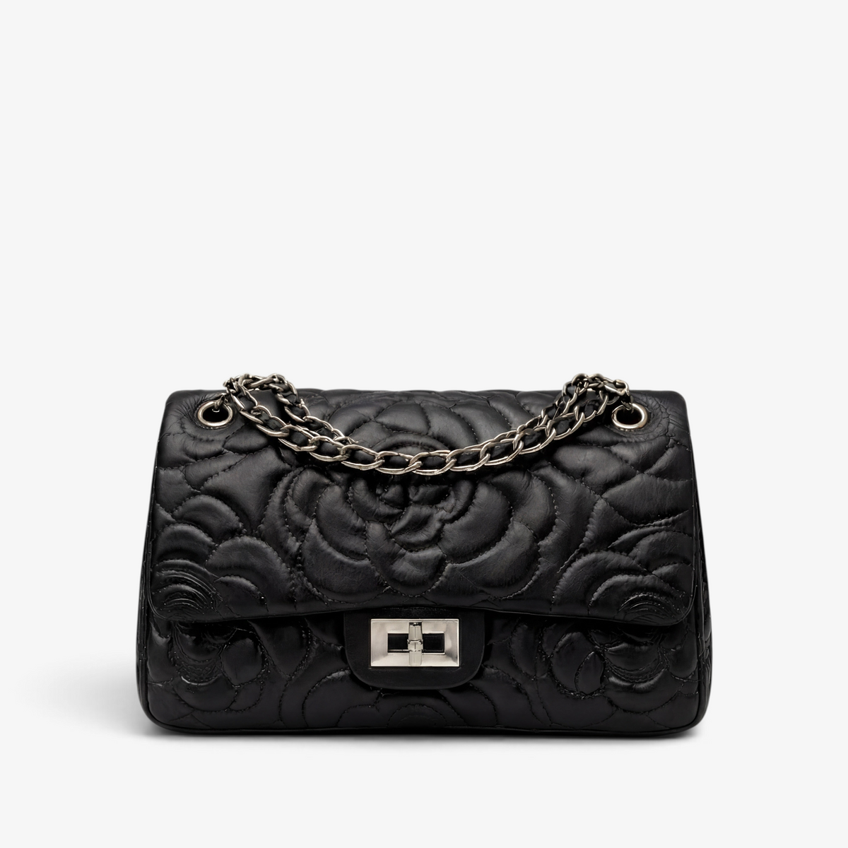 VAGOSHOPS Chiara quilted black leather bag with a polished silver chain strap and silver-tone metal hardware.