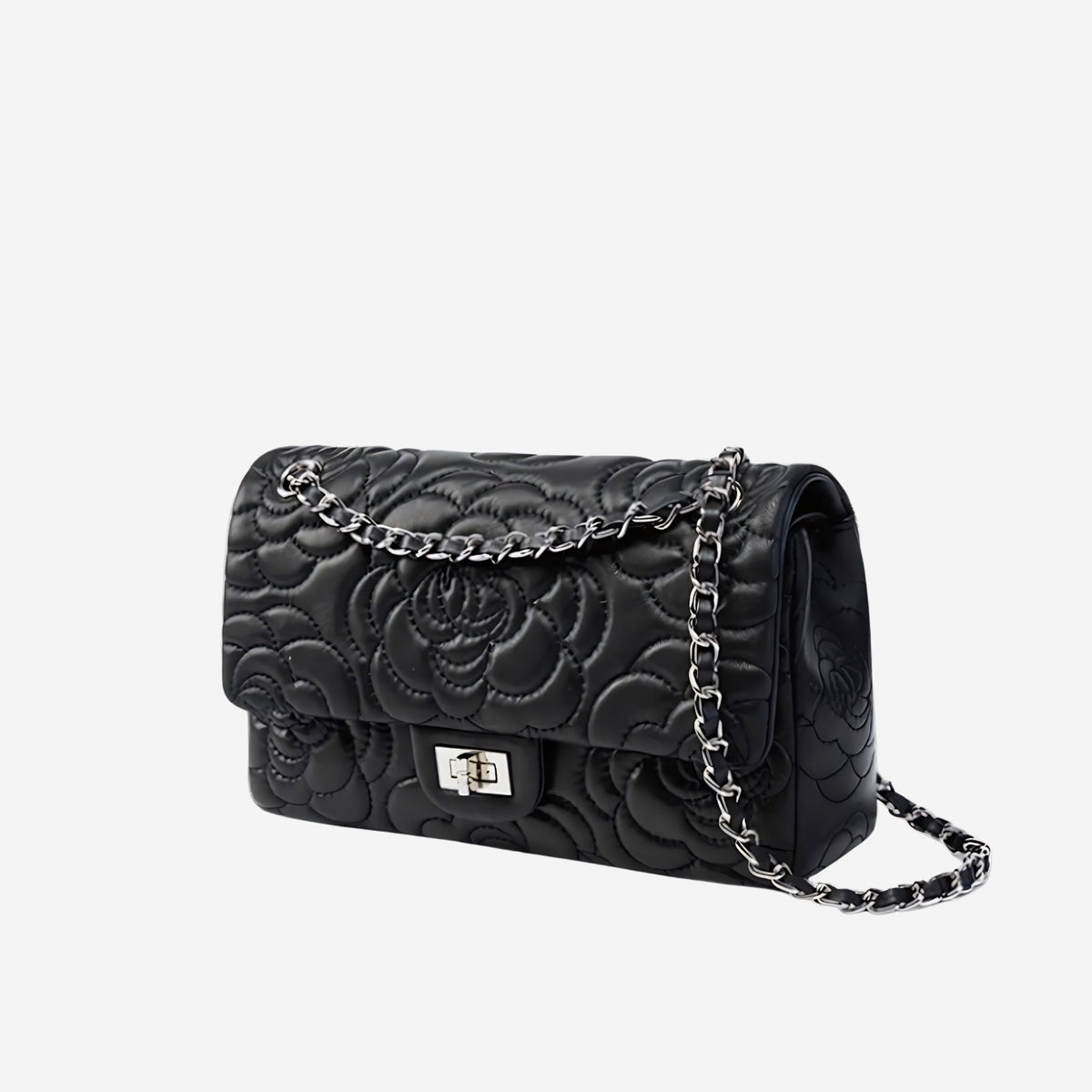 VAGOSHOPS Chiara black quilted leather bag with a silver chain strap and polished silver-tone hardware.